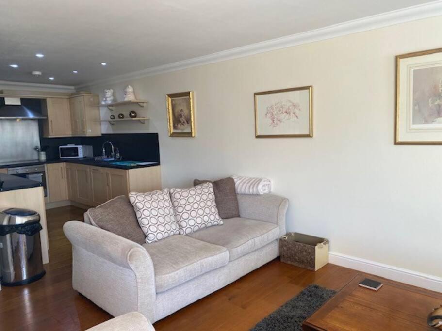 Spacious 2 Bedroom Apartment 클리소프스 외부 사진