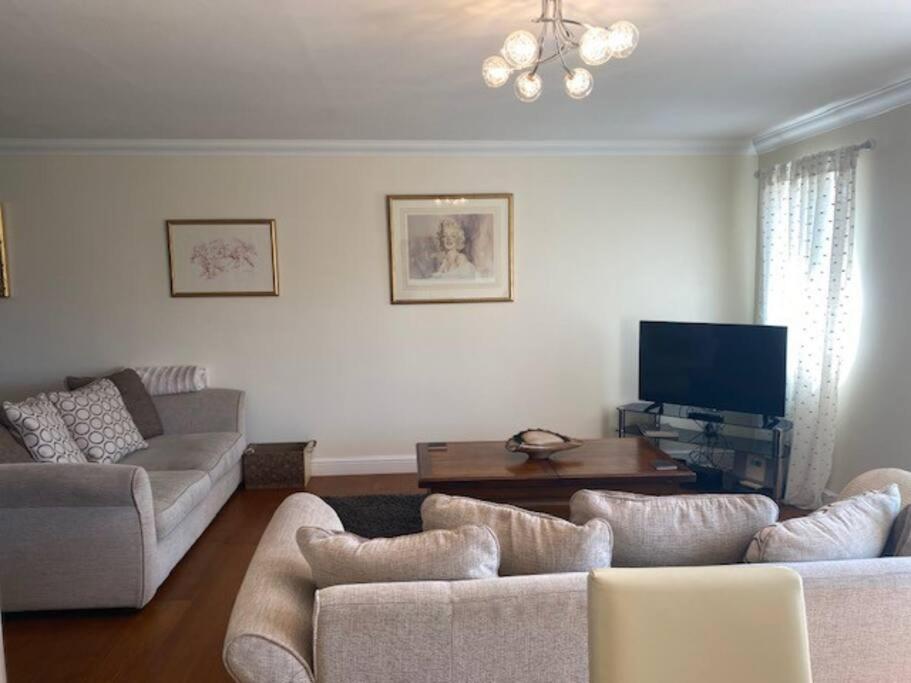 Spacious 2 Bedroom Apartment 클리소프스 외부 사진